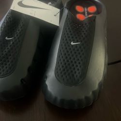 Nike Mind Slides