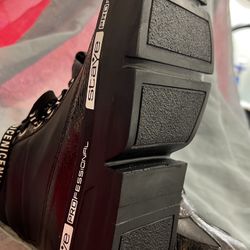 Stylish women’s shoes leather.size 6,5 ;7,0. $145