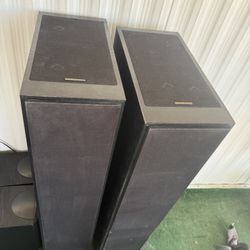 Klipsch Dolby Atmos Home Theater System + Yamaha RX-V6A Receiver 