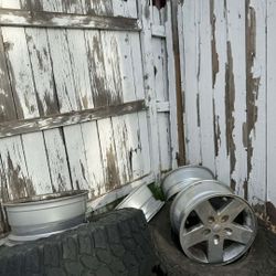 Jeep Rims And Tires With Spair Rim And Tires