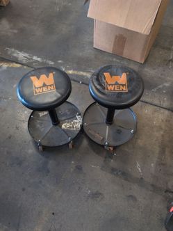 WEN Rolling Garage Shop Stools – Set of 2