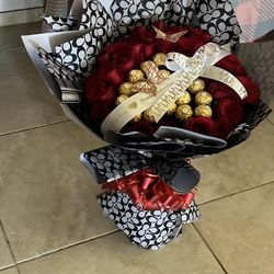 Valentine’s Day’s Arrangements 