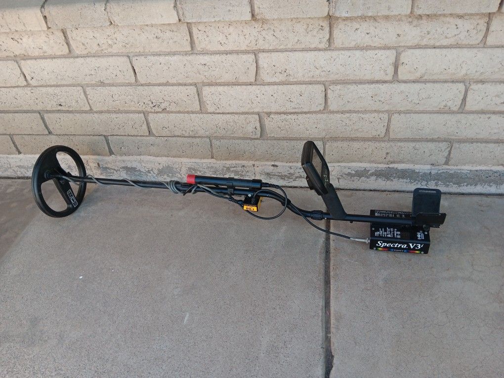 White's Metal Dector With Probe