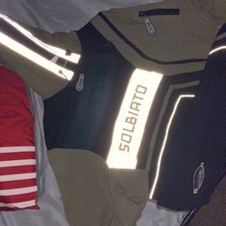 Mens small Kids XL