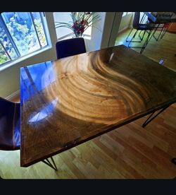 Stunning E Swirl Dining Table 