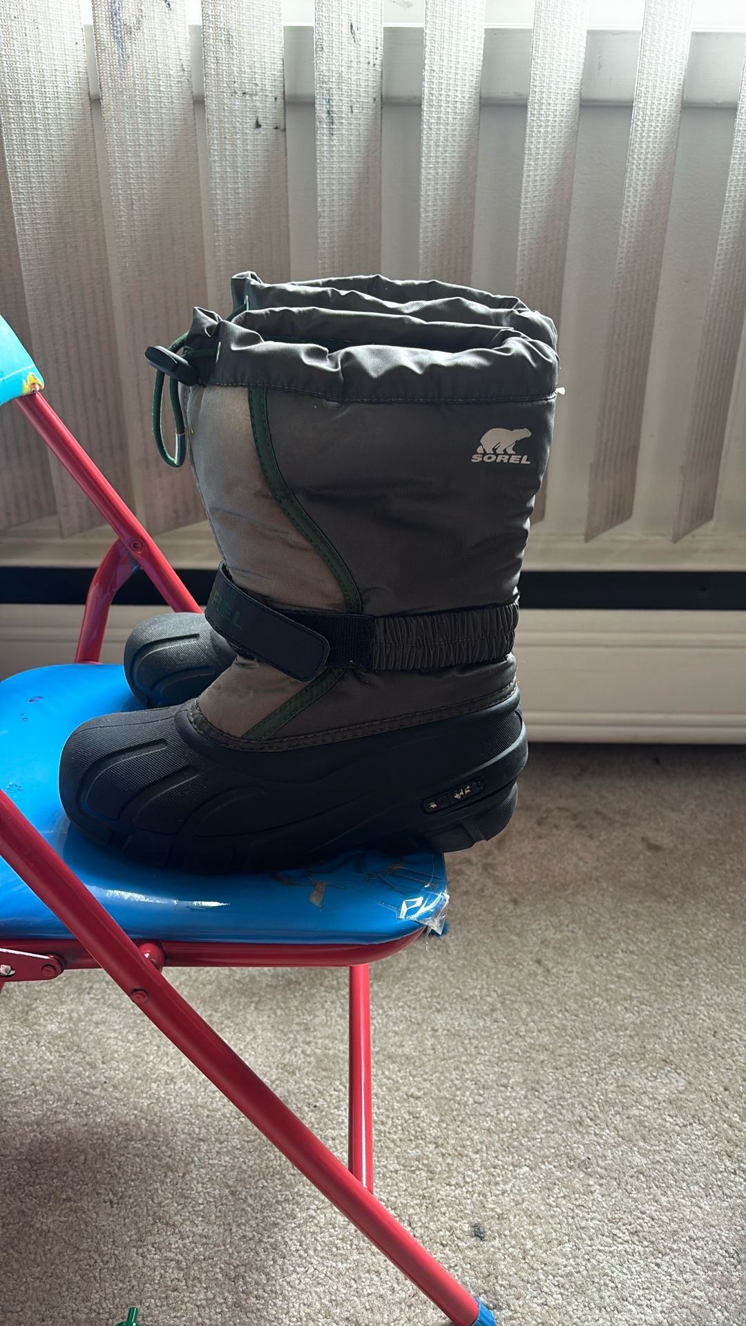 SOREL Boots US Size 2 Boys