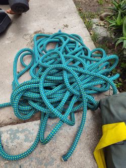 Climbing rope