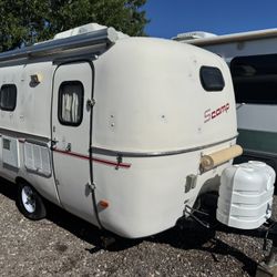 2004 Scamp Travel trailer 16ft