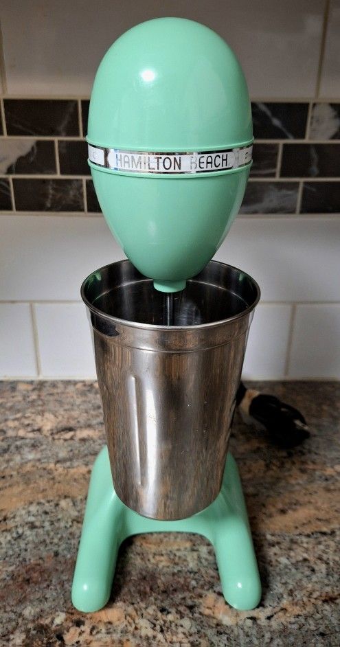 RETRO HAMILTON BEACH DRINKMASTER MILKSHAKE MIXER - EXCELLENT CONDITION