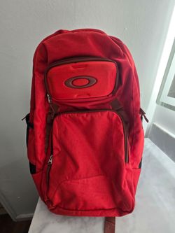 Oakley Red Polyester Zip Hiking Backpack w/ Padded Adjustable Straps