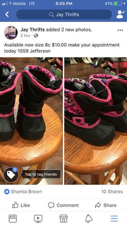 Kids boots size 8c