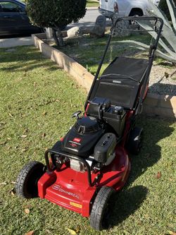 Toro Commercial Lawn Mower With Honda Motor 21 in Heavy Duty Self-Propelled 