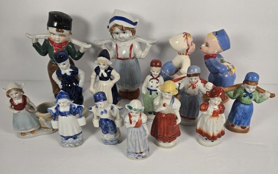 Dutch Boy and Girl Porcelain Figurines Kissing Gold Castle Collectibles 15 pcs