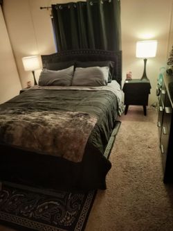 Black Bedroom Set (Bed Frame, Tall Dresser, Long Dresser, 2 Matching Night Stands)