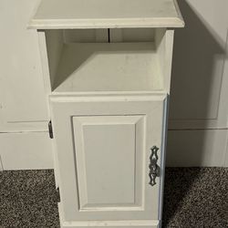 Nightstand/end table