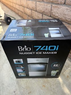 Nugget ice maker machine