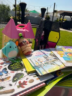 Big Bag of Kids/Baby Books + 4 toys - slightly used, good condition, no writings, scribbles,drawings