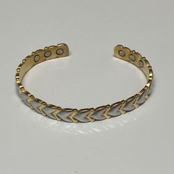 DEMI & CO. Tabitha Magnetic Bracelet