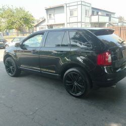 2014 Ford edge St 
