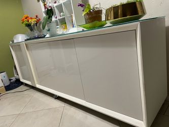 Modern Sideboard  By Artefacto