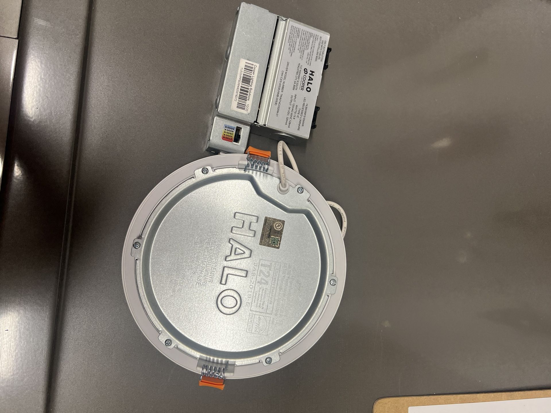 Halo Dimmable Recessed Light