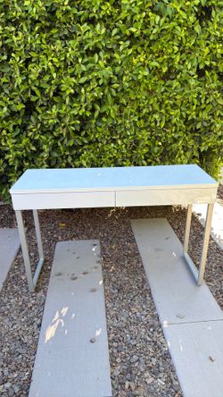 desk