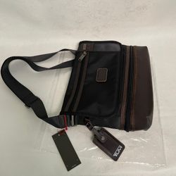 Tumi Alpha Bravo Beale Messenger Bag