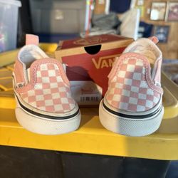 VANS FOR GIRLS Good Condition Size 31/2. $13