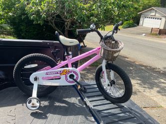 Child Kid Children Bike 16” Wheels With Training Wheels Bicycle Tricycle Trike in Good Condition