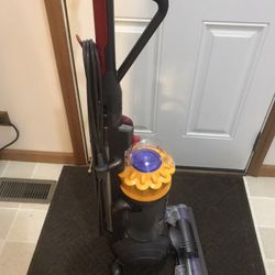 Dyson HY  -6 Vacuum 