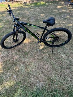 Schwinn Baundary Mountain Bike