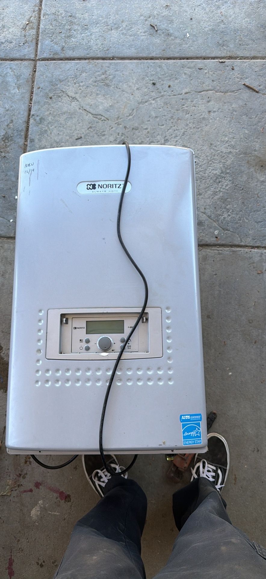 Nortiz Tankless Water With Built In Return Line