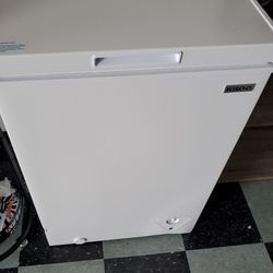Igloo 3.5 Cu.ft Freezer 