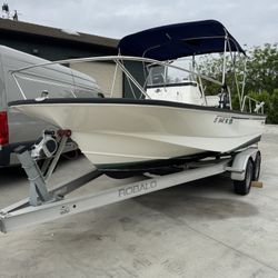 2007 19’ Boston Whaler Montauk 190 Center Console Boat  With Trailer
