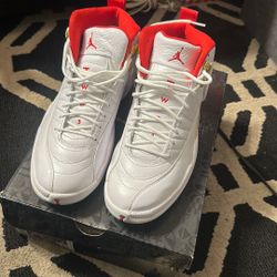 Air Jordan Retro 12 Size 9 