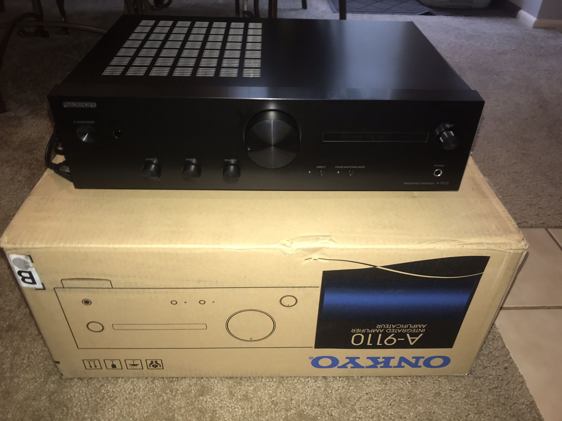 Onkyo A-9110 Integrated Amplifer New-open box