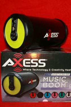 Axess bazooka Bluetooth speaker SD card,slot USB port,FM radio