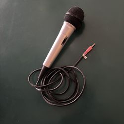 Wired Microphone by Dynamic