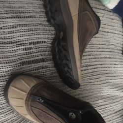 Lnew Timberland Shoes Size 9 Only $45