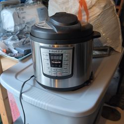 Instapot Never Used