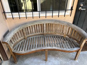 Solid wood bench
