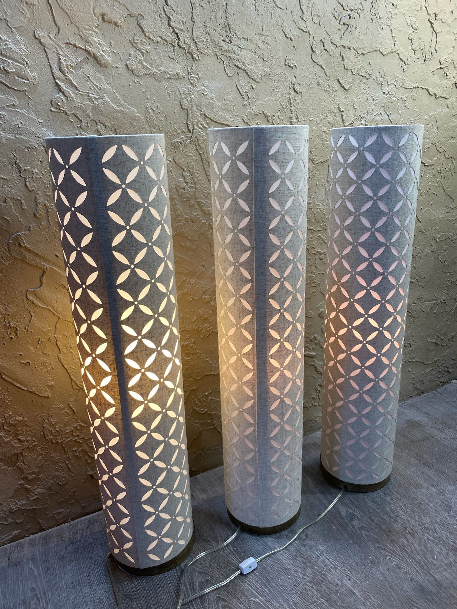 35'' Column Floor Lamp Modern Contemporary ($45 EACH) - See My Other Items π