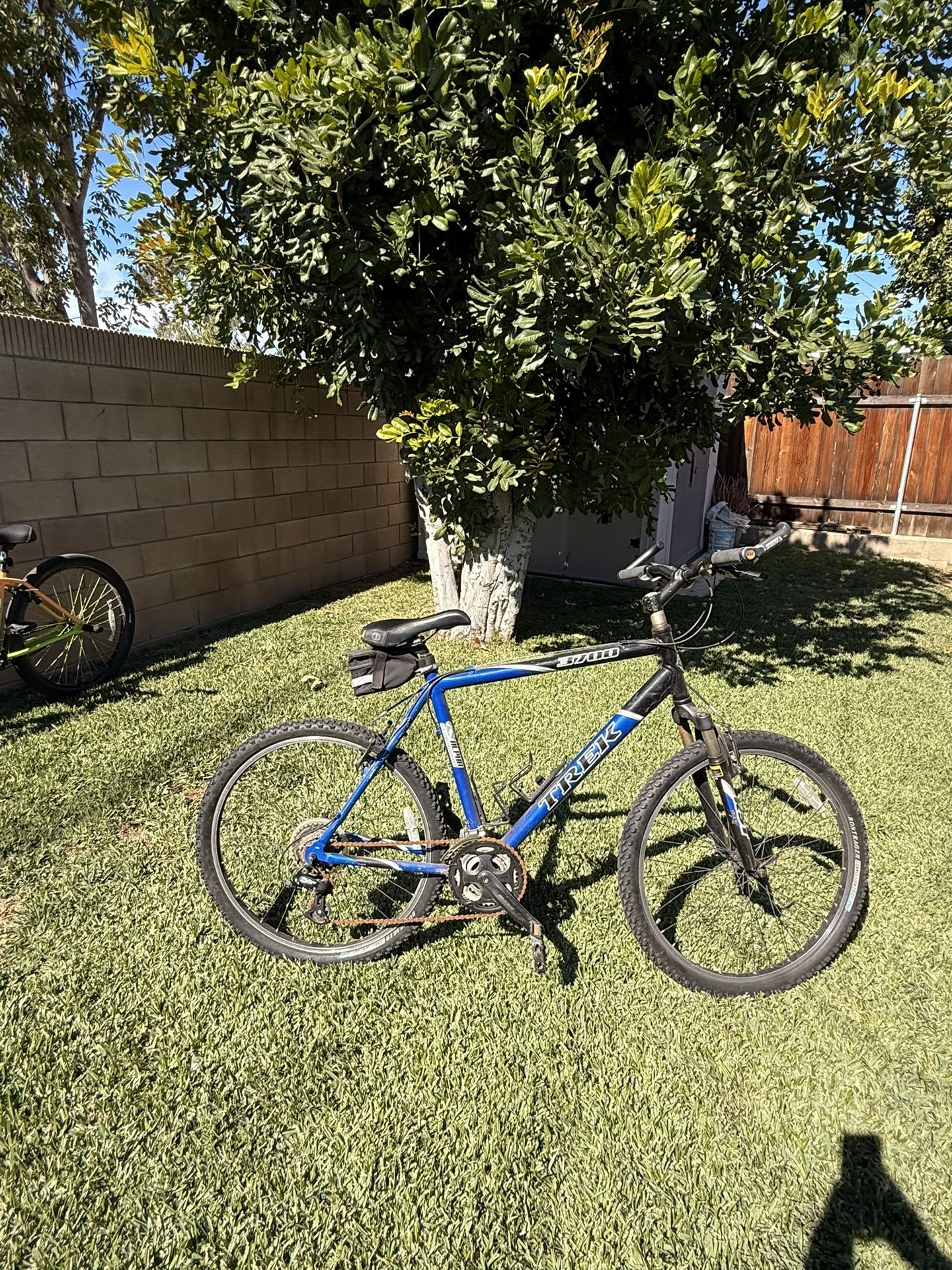 Trek 3700 Mountain Bike