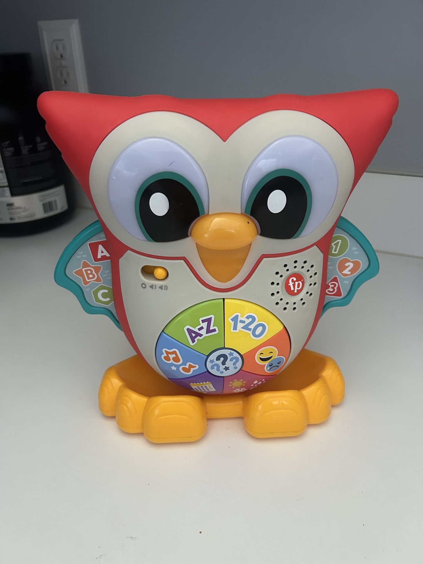 Fisher-Price Linkimals Light-Up & Learn Owl, English Version, Interactive Musical Learning Toy with Lights and Motion for Toddlers Ages 18 Months and 