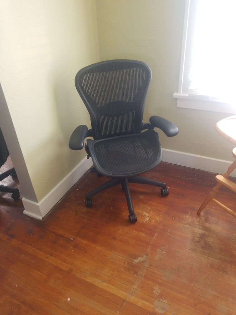 Herman Miller Office Chair!!! Make An Offer