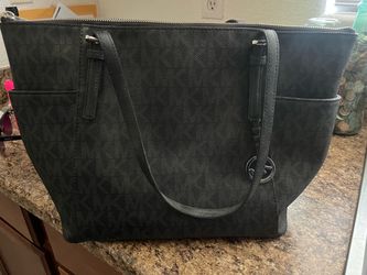 MK purse