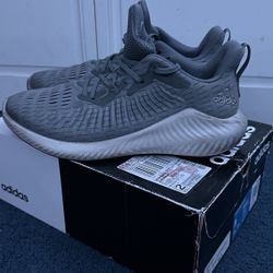 Adidas Alphabounce 