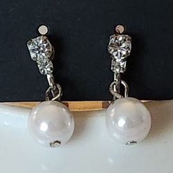 Vintage Pearl Earrings