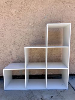 Cube shelves