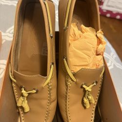 Women’s Tod’s Size 7 Loafer Lightly Used
